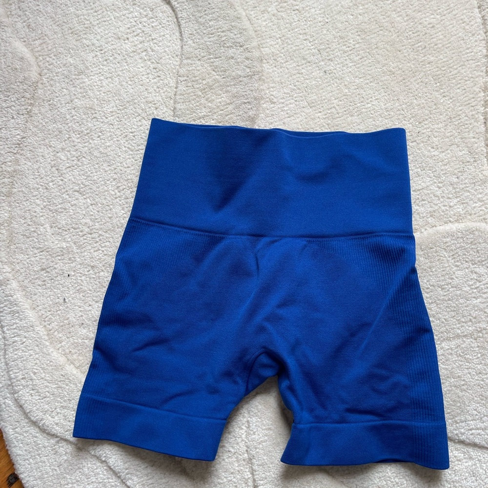 Set Active Top & Shorts